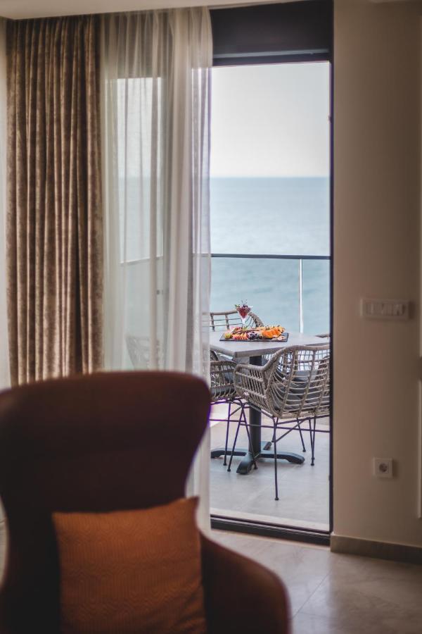 Kalamper Apartments Dobra Voda Dış mekan fotoğraf